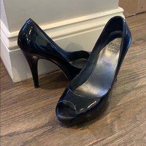 Saks fifth avenue peep toe heals
